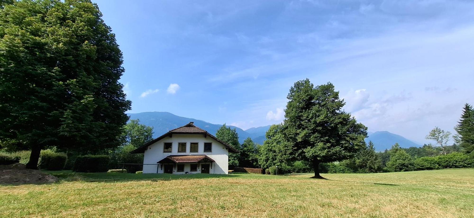 Ferienwohnungen Schloss Wasserleonburg Nötsch Kültér fotó
