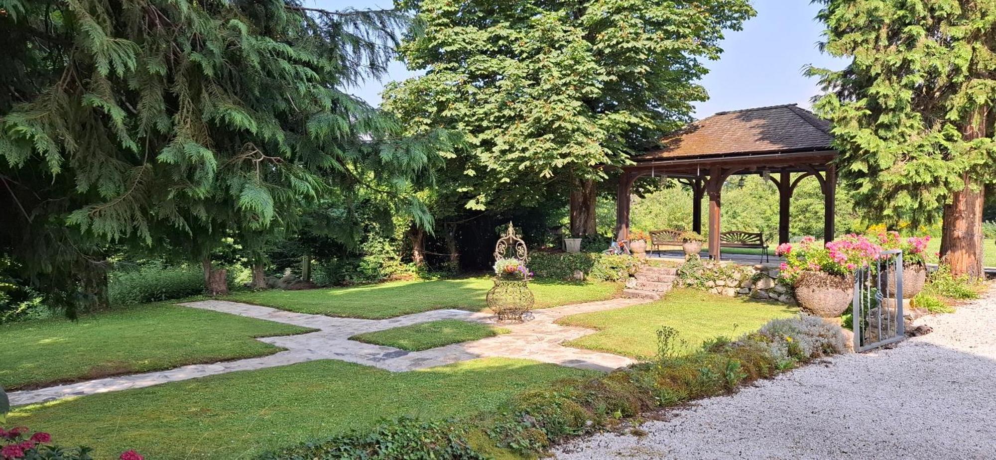 Ferienwohnungen Schloss Wasserleonburg Nötsch Kültér fotó